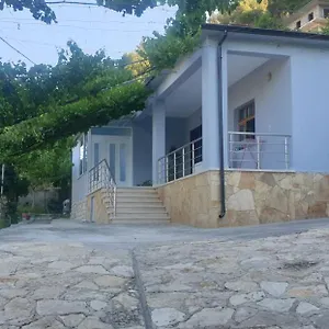 Forest Pensjonat Berat