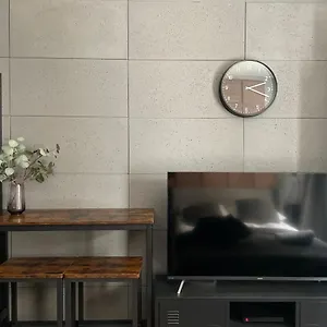 Katowa Apartment