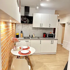 Family Dreams Old Town Apartment